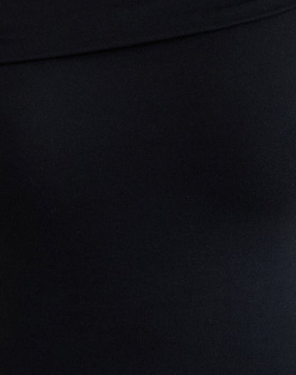 Cuthbe Off The Shoulder Twist Top in Black