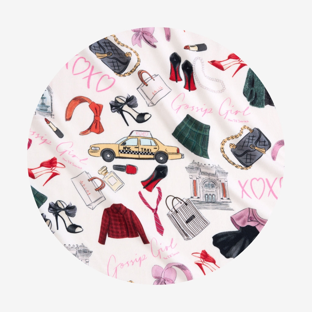 Gossip Girl Luxe Plush Patoo® Blanket
