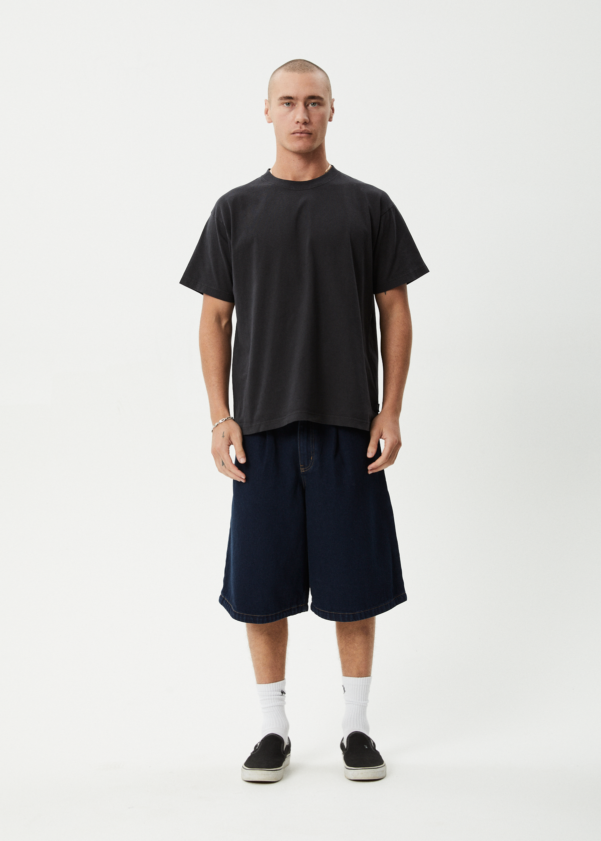 AFENDS Mens Fast Forward - Denim Ultra Baggy Pleated Short 24" - Ink