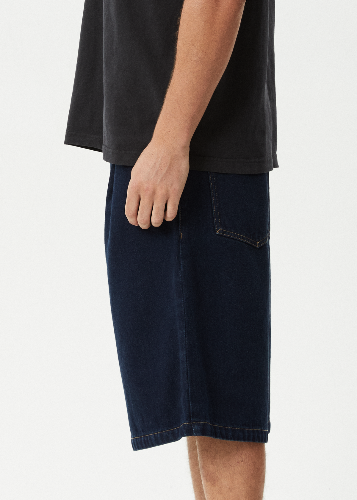 AFENDS Mens Fast Forward - Denim Ultra Baggy Pleated Short 24" - Ink