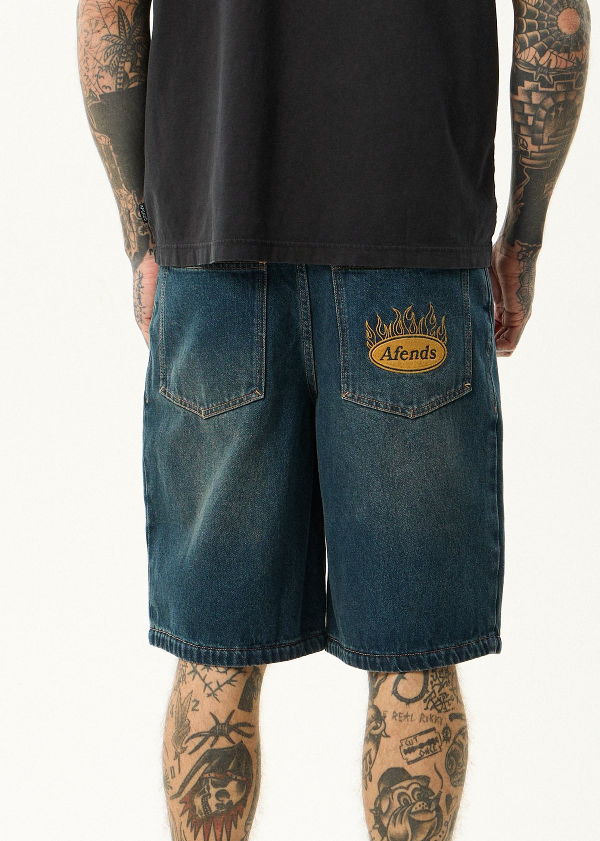 AFENDS Mens Fast Forward - Denim Ultra Baggy Pleated Short 24" - Vintage Wash