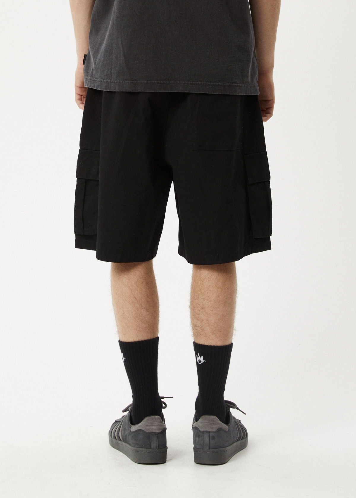AFENDS Mens Ripped Out 98 - Oversized Cargo Short 20" - Black