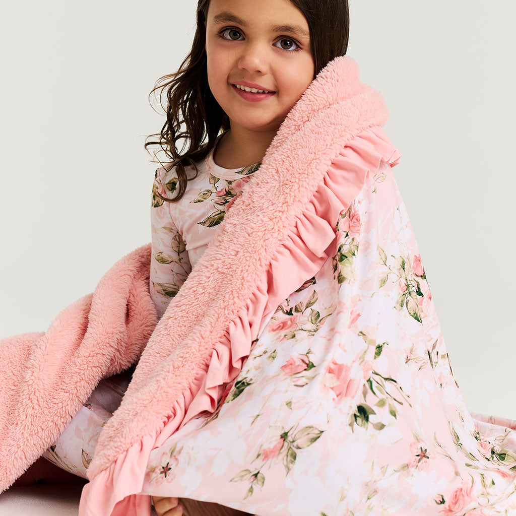 Vintage Pink Rose Ruffled Luxe Plush Patoo® Blanket