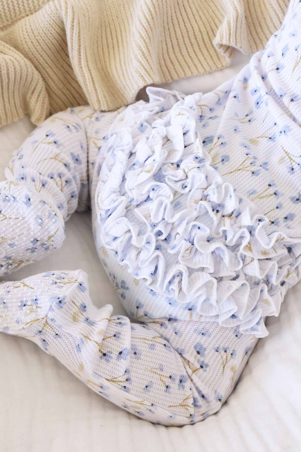 Blake's Blooms Bamboo Waffle Ruffle Zipper Footie