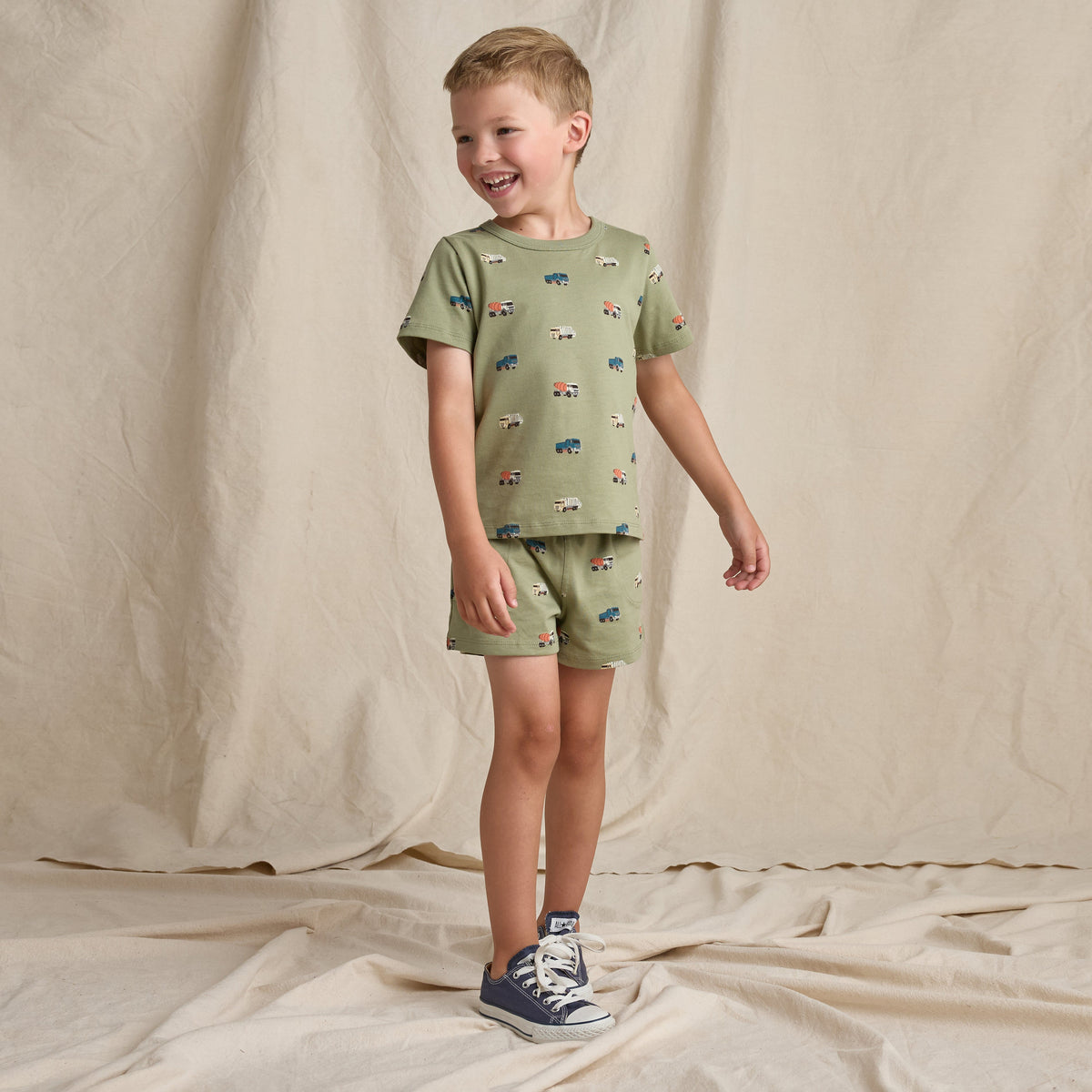 Adventure T-Shirt - Trucks